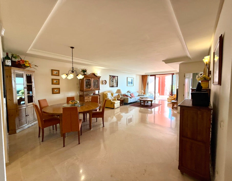 Ground Floor Apartment for sale in Menara Beach, Estepona East