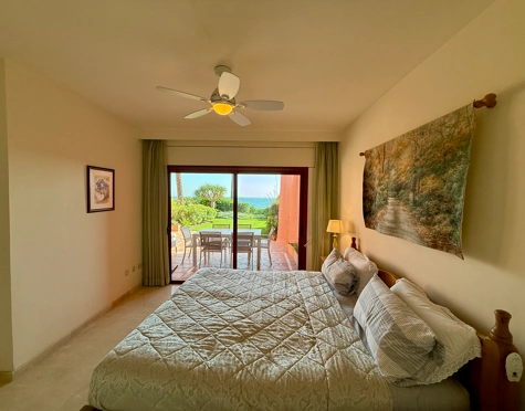 Ground Floor Apartment for sale in Menara Beach, Estepona East