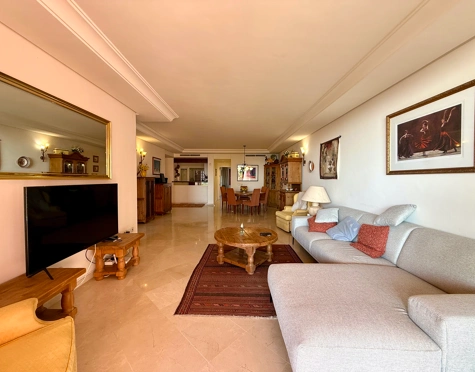Ground Floor Apartment for sale in Menara Beach, Estepona East