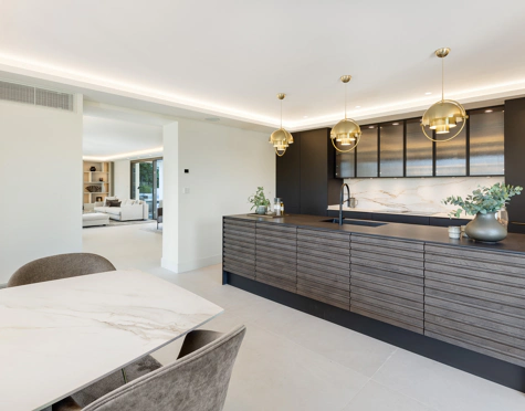 Villa en venta en Las Brisas, Nueva Andalucia