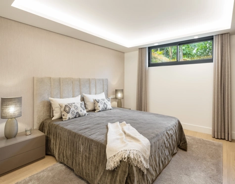 Villa en venta en Las Brisas, Nueva Andalucia
