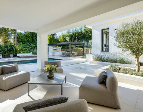Villa en venta en Las Brisas, Nueva Andalucia
