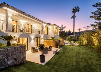 VILLA DE LUJO EN LAS BRISAS CON VISTAS IMPRESIONANTES