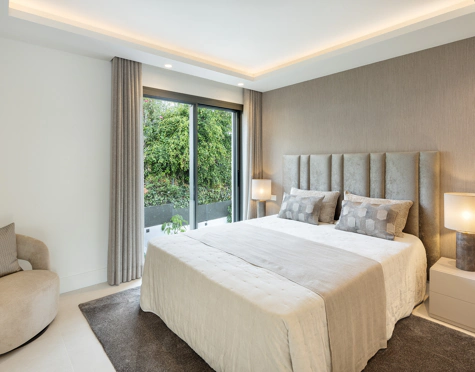 Villa en venta en Las Brisas, Nueva Andalucia
