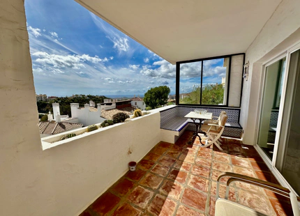 Apartment for sale in Las Colinas de la Heredia, Benahavis