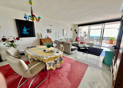 Apartment for sale in Las Colinas de la Heredia, Benahavis