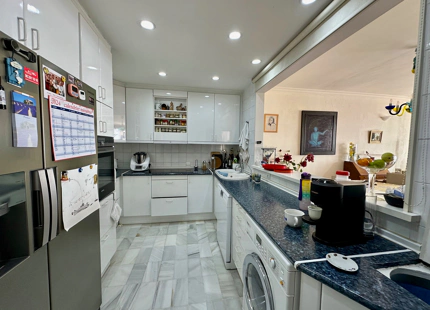 Apartment for sale in Las Colinas de la Heredia, Benahavis
