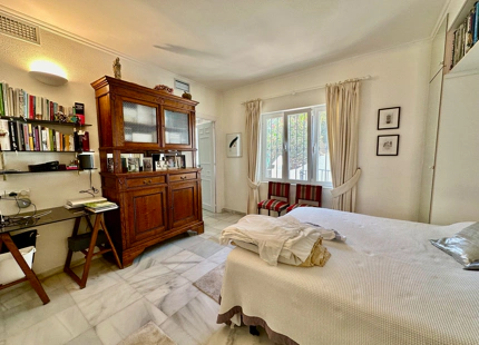 Apartment for sale in Las Colinas de la Heredia, Benahavis