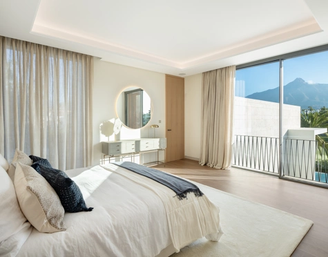 Villa en venta en Las Brisas, Nueva Andalucia