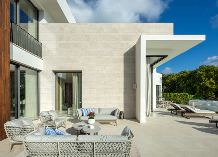 STUNNING FRONTLINE GOLF VILLA WITH BREATHTAKING VIEWS
