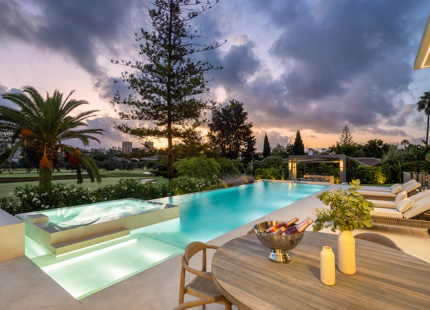 STUNNING FRONTLINE GOLF VILLA WITH BREATHTAKING VIEWS