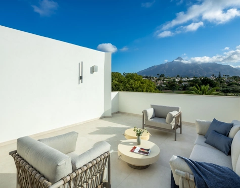 Villa en venta en Las Brisas, Nueva Andalucia