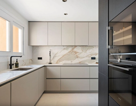 Penthouse for sale in Les Belvederes, Nueva Andalucia