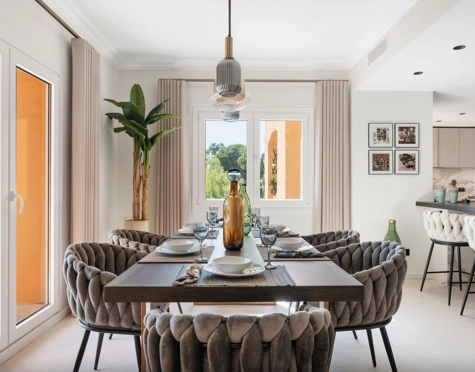 Penthouse for sale in Les Belvederes, Nueva Andalucia