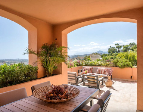 Penthouse for sale in Les Belvederes, Nueva Andalucia