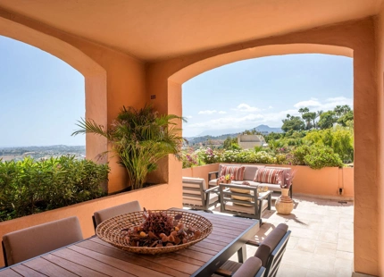 DÚPLEX MODERNO EN ENCANTADORA RESIDENCIA EN VENTA EN NUEVA ANDALUCÍA