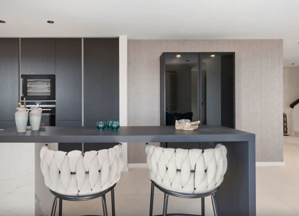DÚPLEX MODERNO EN ENCANTADORA RESIDENCIA EN VENTA EN NUEVA ANDALUCÍA