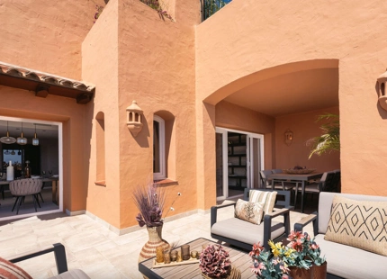 DÚPLEX MODERNO EN ENCANTADORA RESIDENCIA EN VENTA EN NUEVA ANDALUCÍA