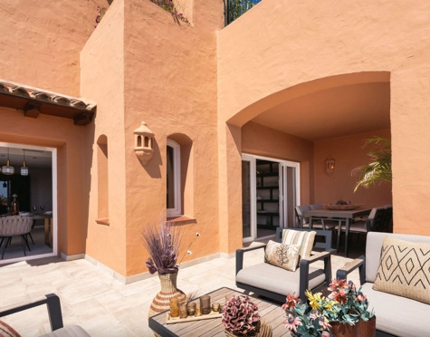 Penthouse for sale in Les Belvederes, Nueva Andalucia