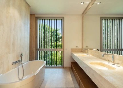 VILLA DE LUJO EN FINCA CORTESIN: UN SANTUARIO MEDITERRÁNEO
