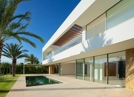 VILLA DE LUJO EN FINCA CORTESIN: UN SANTUARIO MEDITERRÁNEO
