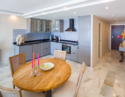 Apartamento en venta en Marbella - Puerto Banus