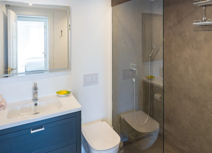 EXQUISITE LUXURY APARTMENT WITH PANORAMIC VIEWS IN PUERTO BANÚS