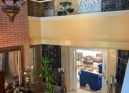 CLASSICAL-STYLE FAMILY VILLA FOR SALE IN NUEVA ANDALUCIA