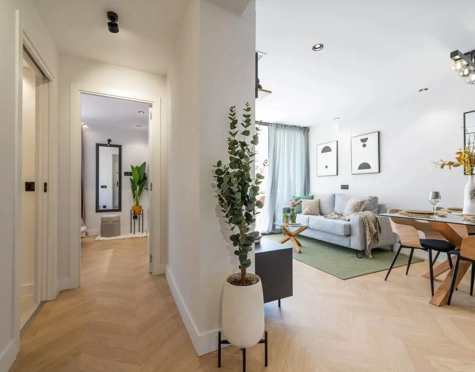 APARTAMENTO COMPLETAMENTE AMUEBLADO CON VISTAS AL MAR EN VENTA EN MARBELLA CENTRO