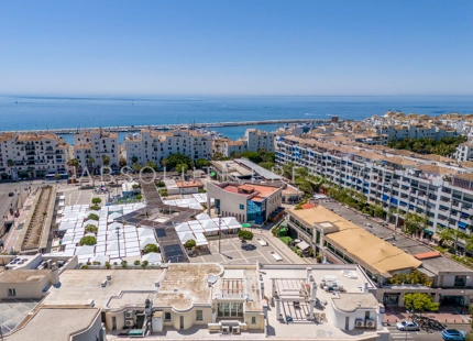 APARTAMENTO DE DISEÑO ELEGANTE EN EL CORAZÓN DE PUERTO BANÚS