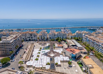 APARTAMENTO DE DISEÑO ELEGANTE EN EL CORAZÓN DE PUERTO BANÚS