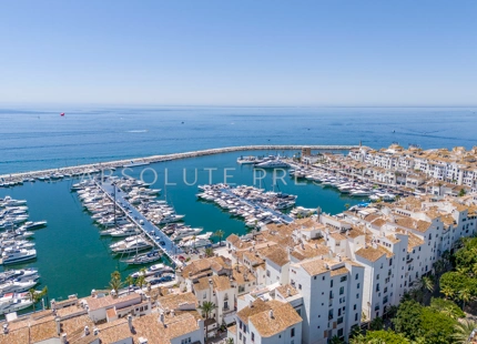 APARTAMENTO DE DISEÑO ELEGANTE EN EL CORAZÓN DE PUERTO BANÚS