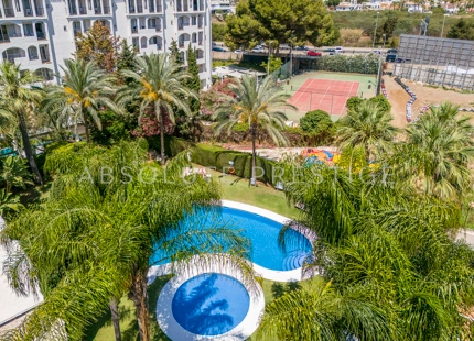 APARTAMENTO DE DISEÑO ELEGANTE EN EL CORAZÓN DE PUERTO BANÚS