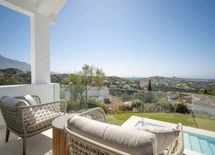 EXCLUSIVA VILLA EN VENTA EN EL HERROJO, BENAHAVIS