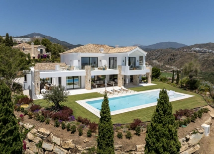 EXCLUSIVA VILLA EN VENTA EN EL HERROJO, BENAHAVIS