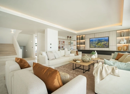 EXCLUSIVA VILLA EN VENTA EN EL HERROJO, BENAHAVIS