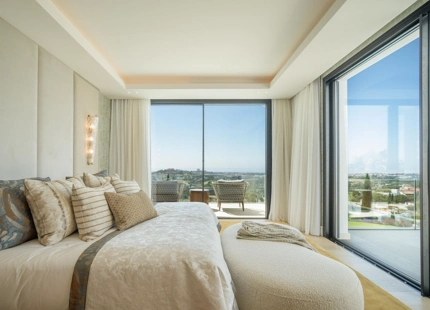 EXCLUSIVA VILLA EN VENTA EN EL HERROJO, BENAHAVIS