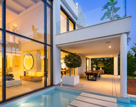 Villa for sale in Marbella Este