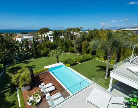 Villa for sale in Marbella Este