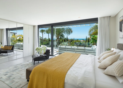 VILLA PREMIADA EN VENTA EN MARBELLA ESTE