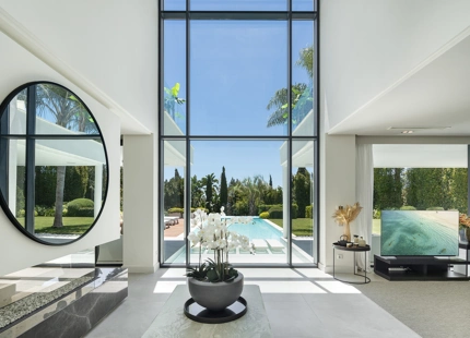 VILLA PREMIADA EN VENTA EN MARBELLA ESTE