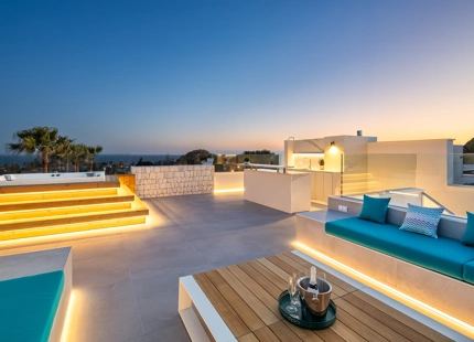 VILLA PREMIADA EN VENTA EN MARBELLA ESTE