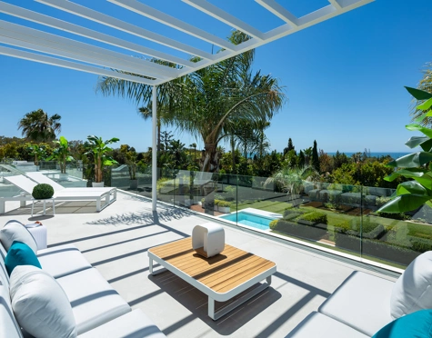 Villa for sale in Marbella Este
