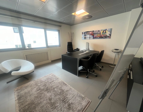 Oficina en venta en Marbella - Puerto Banus