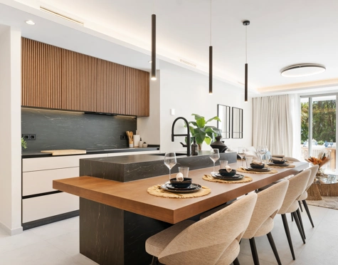 Apartment for sale in La Quinta, Benahavis
