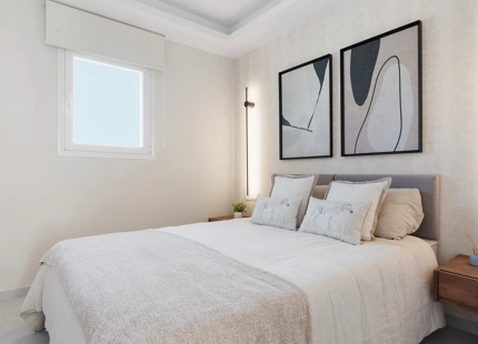 APARTAMENTO RENOVADO EN PRIMERA LINEA DE GOLF