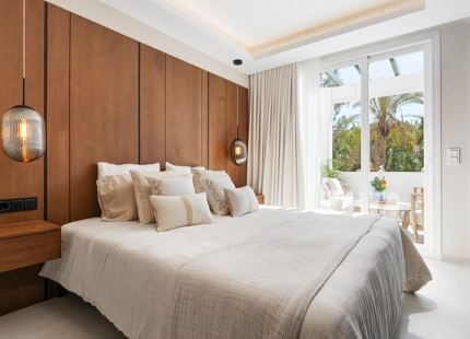 APARTAMENTO RENOVADO EN PRIMERA LINEA DE GOLF