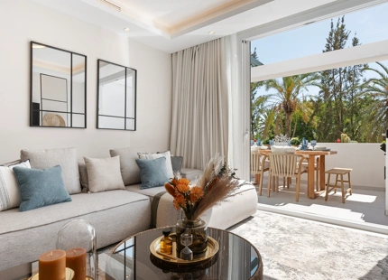 APARTAMENTO RENOVADO EN PRIMERA LINEA DE GOLF