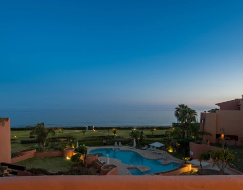 Duplex Penthouse for sale in Rio Real, Marbella Este