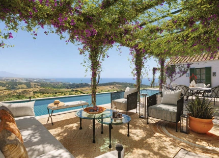 ENCANTADORA VILLA MEDITERRÁNEA EN VENTA EN EL RESORT DE GOLF FINCA CORTESIN